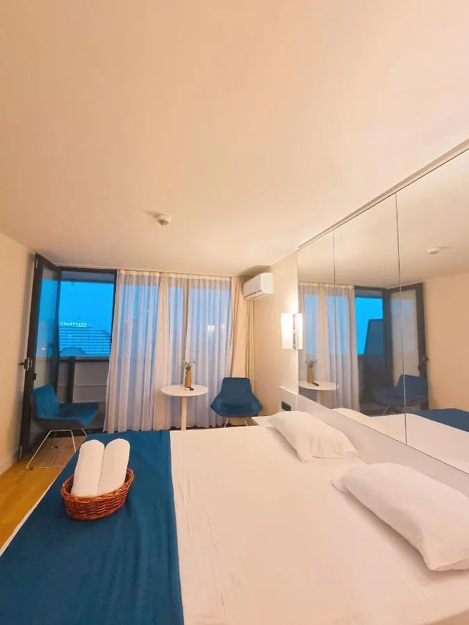 Sea View Aparthotel In Batumi